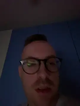 io1Elian online show from 03-06-26, 10:49