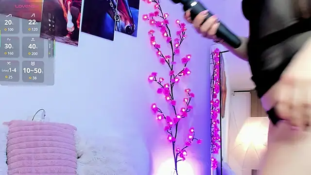 Snapshot of gaby_turbay chatting on 02-27-26, 01:11 gaby turbay online show from 02-27-26, 01:11