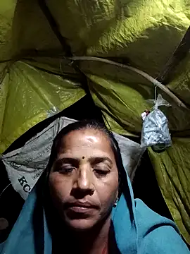 Snapshot of Manu_mehta chatting on 02-08-26, 04:26 Manu mehta online show from 02-08-26, 04:26