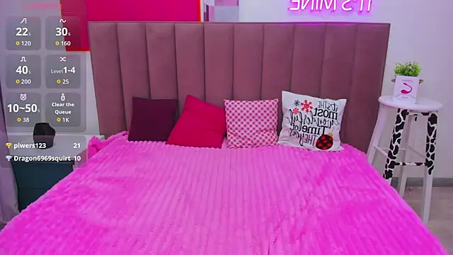 MIla Stunning online show from 05-08-26, 01:31