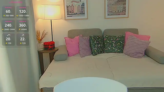 SinLuna  online show from 04-10-26, 02:13