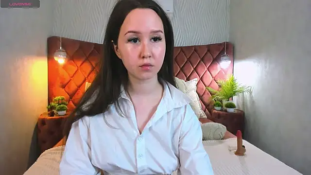 MonicaBev online show from 02-15-26, 08:08