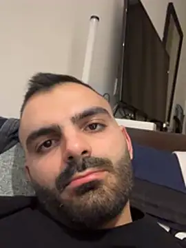 aidick10 online show from 02-04-26, 03:29