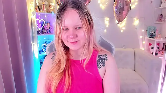 Snapshot of AnnieVibe chatting on 02-11-26, 05:35 AnnieVibe online show from 02-11-26, 05:35