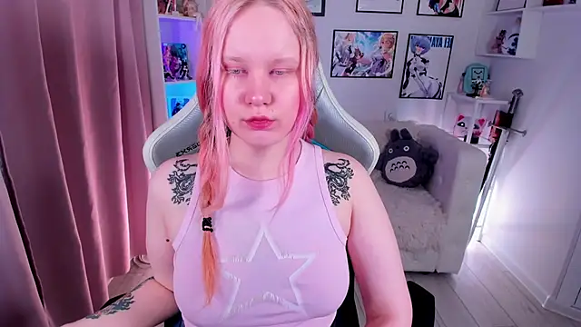 AnnieVibe online show from 03-24-26, 05:35