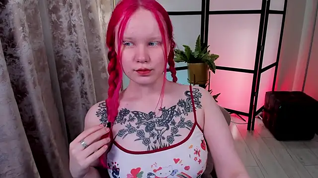 AnnieVibe online show from 05-13-26, 05:42