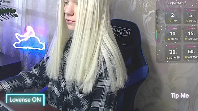 Shiny Victoria online show from 04-10-26, 07:26