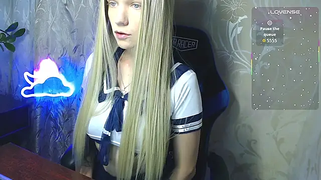 Shiny Victoria online show from 07-17-26, 09:06