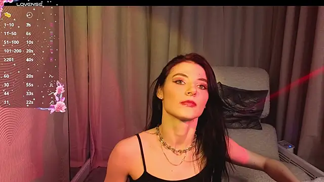 NicoleLuxe online show from 04-15-26, 05:39