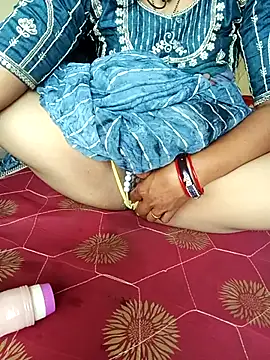 Royal hotti0011 online show from 03-19-26, 09:09