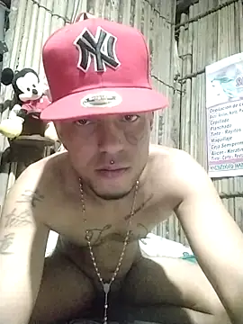 Snapshot of Eduardo_vega123 chatting on 02-13-26, 02:33 Eduardo vega123 online show from 02-13-26, 02:33