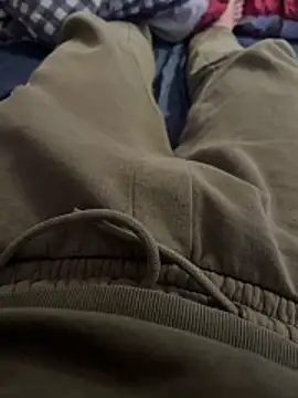 Snapshot of Enzo_2763 chatting on 02-18-26, 05:09 Enzo 2763 online show from 02-18-26, 05:09