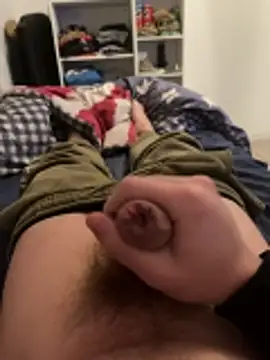 Snapshot of Enzo_2763 chatting on 02-11-26, 07:47 Enzo 2763 online show from 02-11-26, 07:47