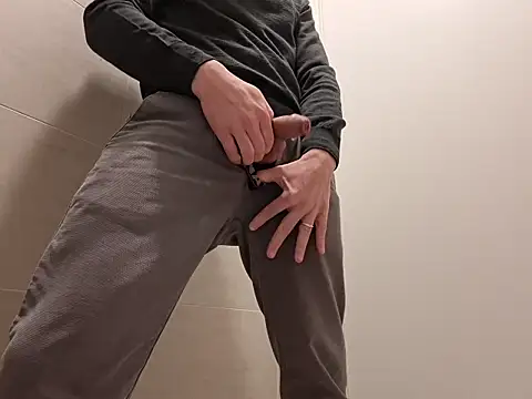 Luca282828 online show from 03-13-26, 09:03