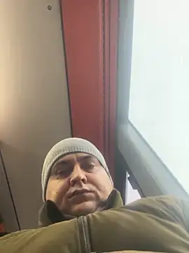 Snapshot of vitalik66679 chatting on 02-05-26, 07:15 vitalik66679 online show from 02-05-26, 07:15