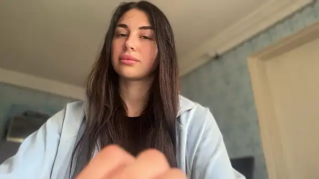 LiluMartiznir online show from 05-22-26, 06:22