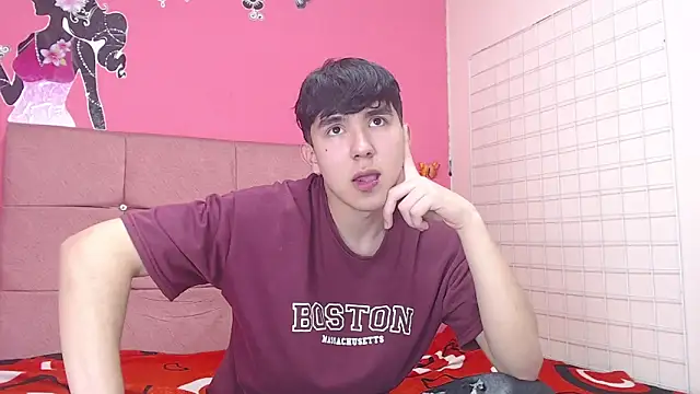 Snapshot of massimoferrera303av chatting on 02-06-26, 06:37 massimoferrera303av online show from 02-06-26, 06:37