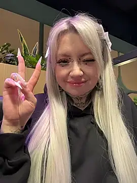 Chiibi online show from 02-08-26, 10:13