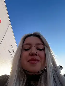 Chiibi online show from 02-18-26, 09:28