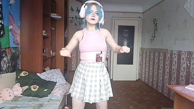 Snapshot of KathernSaulters chatting on 02-17-26, 06:22 KathernSaulters online show from 02-17-26, 06:22