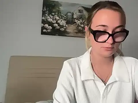 kelseyblu online show from 04-28-26, 10:47