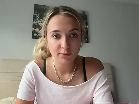 kelseyblu online show from 04-23-26, 10:22