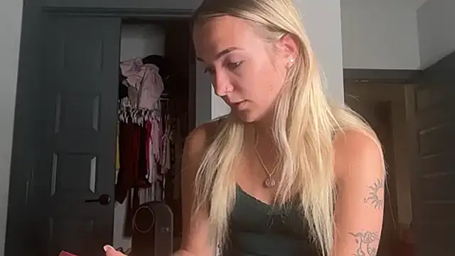 kelseyblu online show from 05-07-26, 12:15