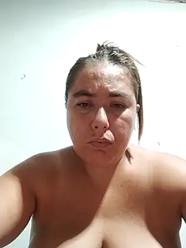 Snapshot of hot_girl_full chatting on 02-05-26, 02:18 hot girl full online show from 02-05-26, 02:18