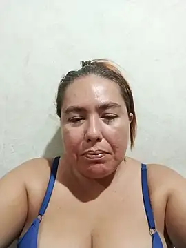 Snapshot of hot_girl_full chatting on 02-17-26, 02:58 hot girl full online show from 02-17-26, 02:58