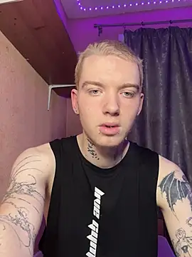 OskarMil online show from 02-24-26, 03:13