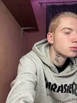 OskarMil online show from 02-25-26, 04:56