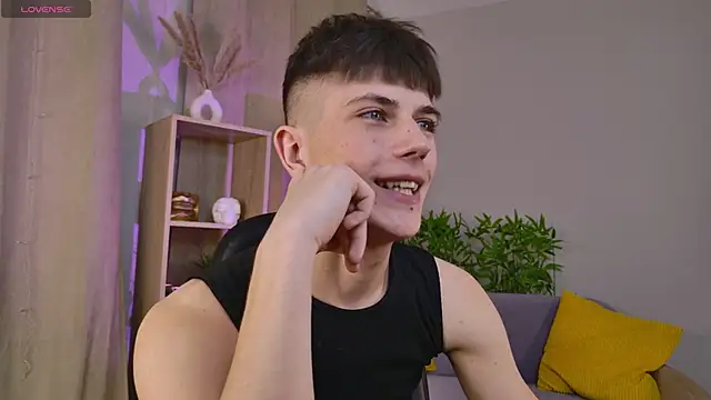 Snapshot of Rony_Joy chatting on 02-06-26, 07:21 Rony Joy online show from 02-06-26, 07:21