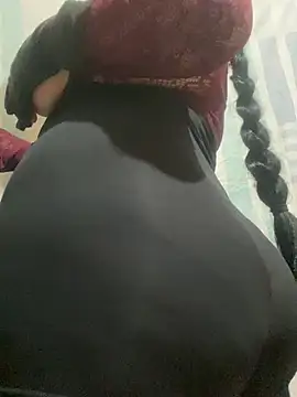 Mastress-cuckold online show from 06-14-26, 10:05