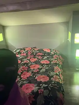 Snapshot of joujou95012 chatting on 02-07-26, 07:44 joujou95012 online show from 02-07-26, 07:44