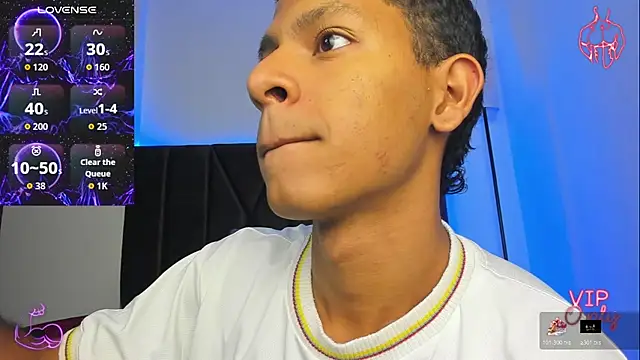 Snapshot of StellayDrake chatting on 02-13-26, 01:11 StellayDrake online show from 02-13-26, 01:11