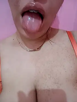 Snapshot of kamilia_sexyy chatting on 04-06-26, 04:19 kamilia sexyy online show from 04-06-26, 04:19