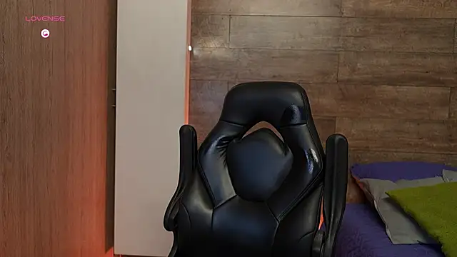 connor h1 online show from 05-10-26, 04:05