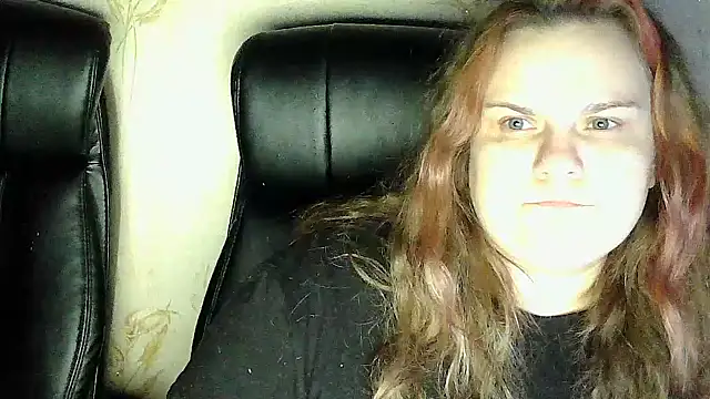 Snapshot of DollyGersoon chatting on 02-05-26, 07:53 DollyGersoon online show from 02-05-26, 07:53