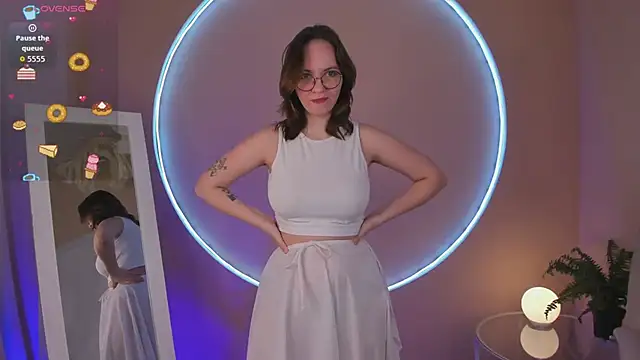 Crystal lovley online show from 03-04-26, 09:44