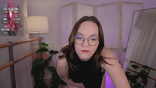 Snapshot of Crystal_lovley chatting on 02-22-26, 09:27 Crystal lovley online show from 02-22-26, 09:27