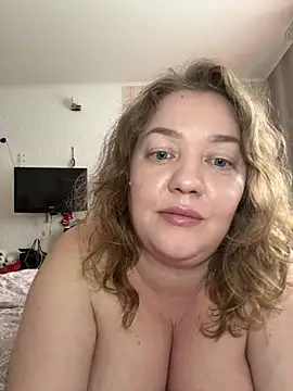 Snapshot of BBBWOOW chatting on 03-16-26, 08:29 BBBWOOW online show from 03-16-26, 08:29