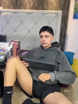 Samu Hott online show from 02-20-26, 08:22