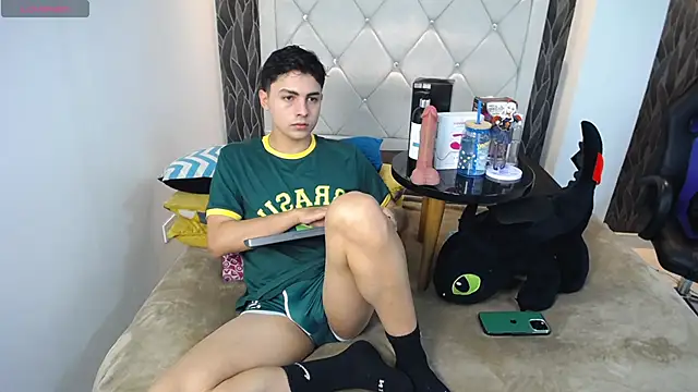 Samu Hott online show from 03-18-26, 08:32