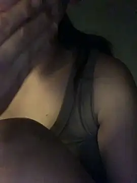 Snapshot of Luna_Babyyy chatting on 04-25-26, 06:16 Luna Babyyy online show from 04-25-26, 06:16