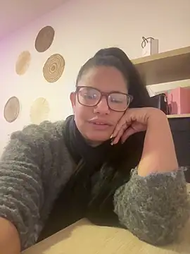 Snapshot of MelOnlyOf chatting on 02-12-26, 12:38 MelOnlyOf online show from 02-12-26, 12:38