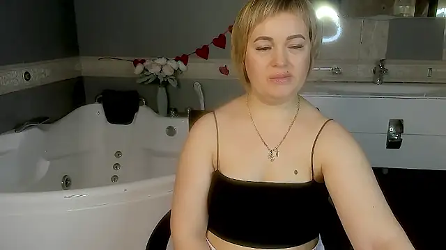 MaryClars online show from 03-10-26, 06:28