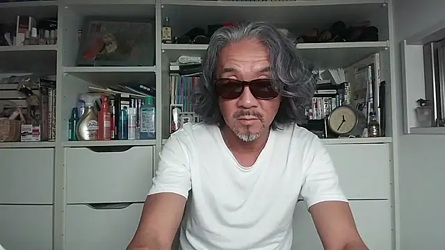 Snapshot of MtaS1 chatting on 06-09-26, 02:29 MtaS1 online show from 06-09-26, 02:29
