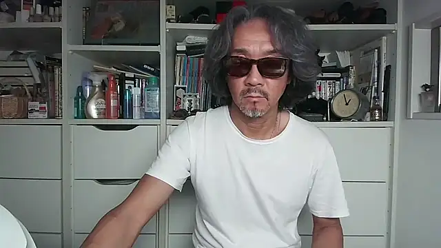 Snapshot of MtaS1 chatting on 07-02-26, 03:51 MtaS1 online show from 07-02-26, 03:51