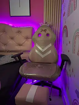 Karolaiin LS online show from 02-08-26, 08:39