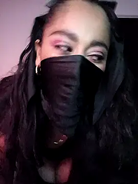 Snapshot of Milove86 chatting on 02-14-26, 05:18 Milove86 online show from 02-14-26, 05:18